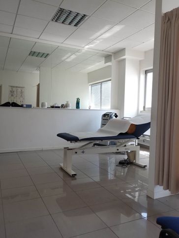 Ufficio in commerciale in 