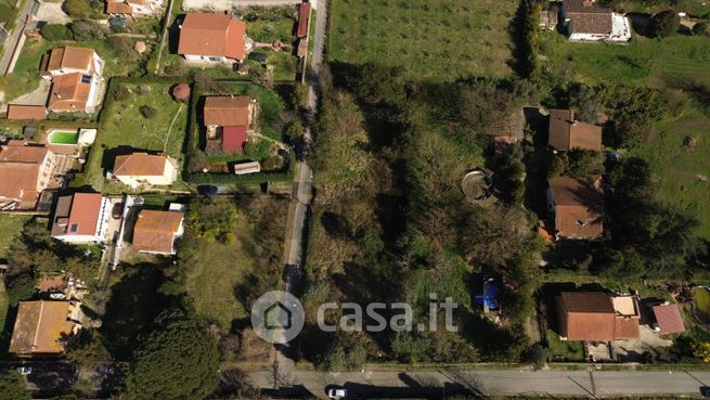 Terreno edificabile in residenziale in Via Guido Rossa 11