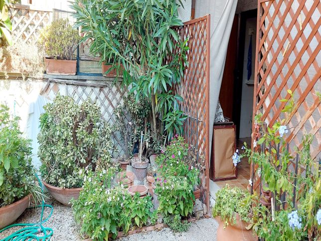 Villetta a schiera in residenziale in Via Cales