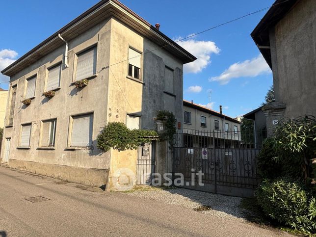 Casa indipendente in residenziale in Via Giuseppe Verdi