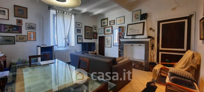 Casa indipendente in residenziale in Via Giacomo Matteotti
