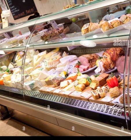 Attivitã /licenza (con o senza mura) in commerciale in Via Porta della Perriera