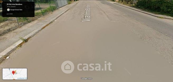 Box/posto auto in residenziale in Via Irma Bandiera 32