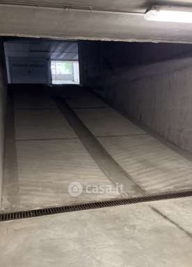 Box/posto auto in residenziale in Via Martiri della LibertÃ 