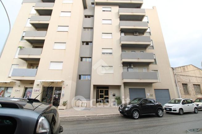 Appartamento in residenziale in Via Alcamo 31