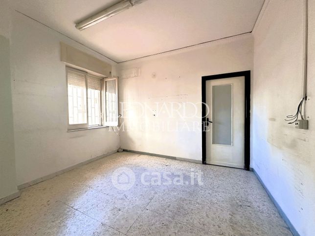 Ufficio in commerciale in Via Girolamo Cerbone