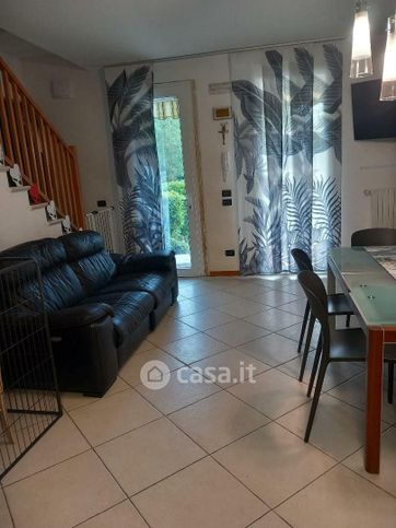 Villetta a schiera in residenziale in Via Rielta 51 a