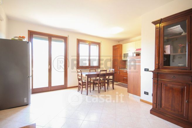 Appartamento in residenziale in Via Prà Spineo