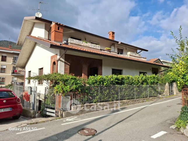 Casa indipendente in residenziale in Via Guglielmo Marconi 8