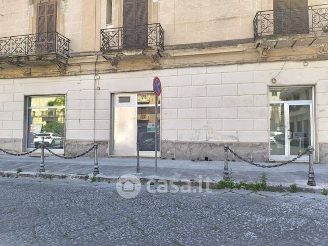 Ufficio in commerciale in Piazza Clemenziano