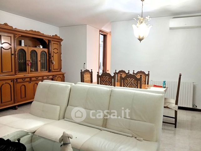 Appartamento in residenziale in Via Luigi Boscolo