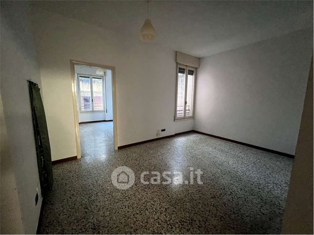 Ufficio in commerciale in Via Labiena 10