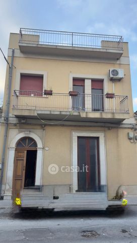 Casa indipendente in residenziale in Via Cacc. delle Alpi 323