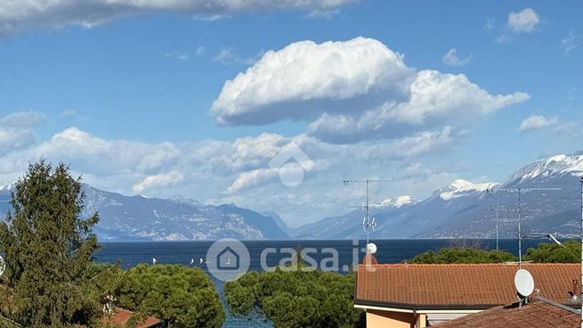 Attico/mansarda in residenziale in Via Sirmione