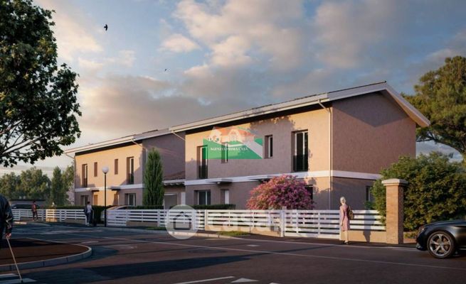 Villetta a schiera in residenziale in Viale Galileo Galilei