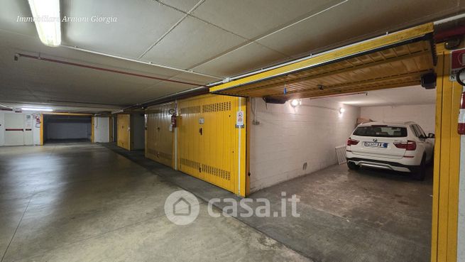 Box/posto auto in residenziale in Via di Sant'Antonio 6