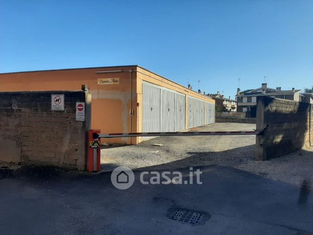 Garage/posto auto in residenziale in Via trapani 23