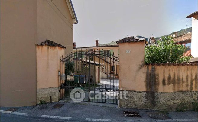 Casa indipendente in residenziale in Via San Vincenzo 15