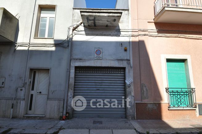 Box/posto auto in residenziale in Via S.Ten Francesco Carbotti 10