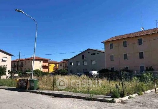 Terreno agricolo in commerciale in Via Filippo Turati