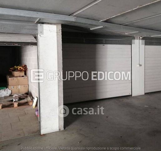 Garage/posto auto in residenziale in Viale Verona