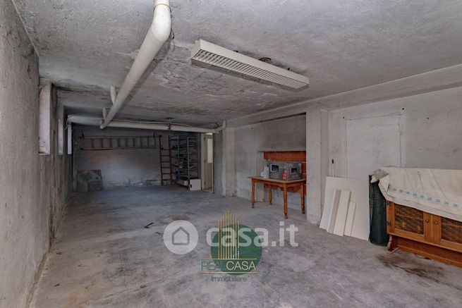 Garage/posto auto in residenziale in Via Carrobbio 15