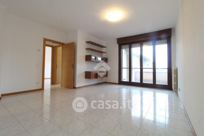 Appartamento in residenziale in Via C. Prampolini 42