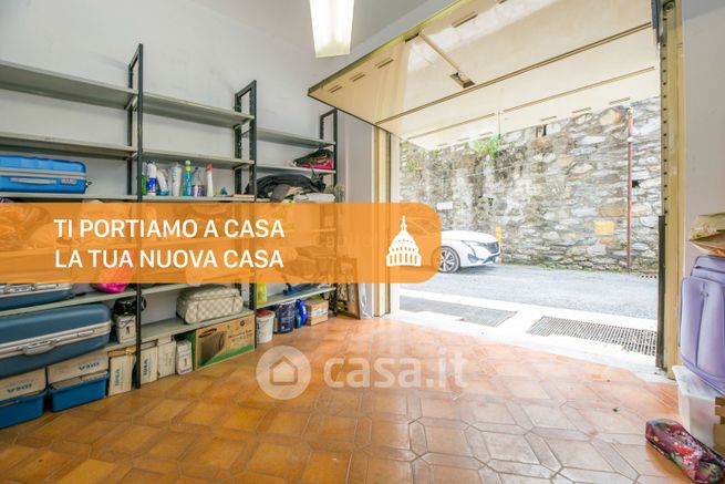 Box/posto auto in residenziale in Via Pasubio 38 E