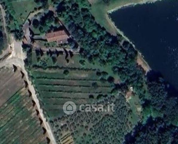 Casa indipendente in residenziale in 