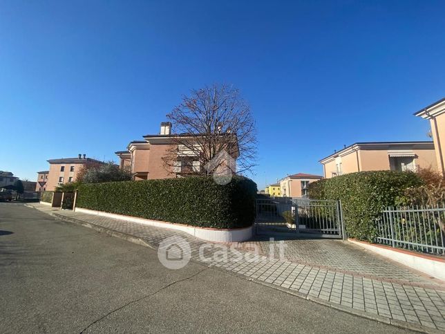 Appartamento in residenziale in Via M. Battilocchi 26