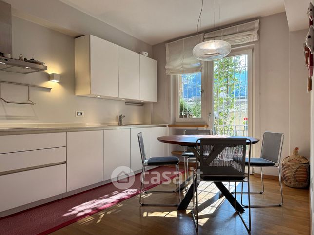 Appartamento in residenziale in Via Otto Huber