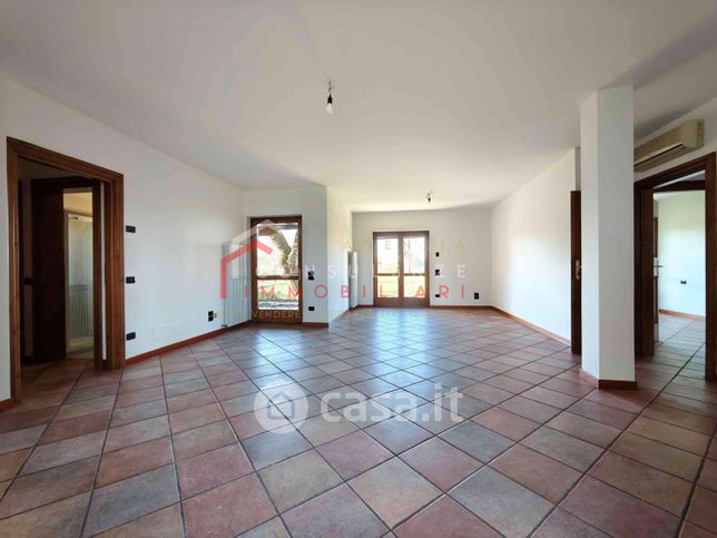 Casa bi/trifamiliare in residenziale in Via Tagliamento