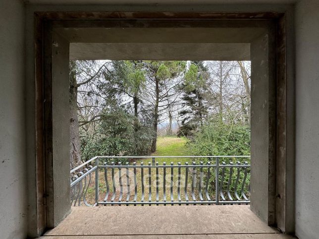 Villa in residenziale in 