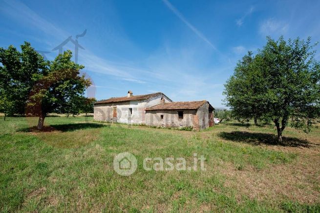 Terreno agricolo in commerciale in 