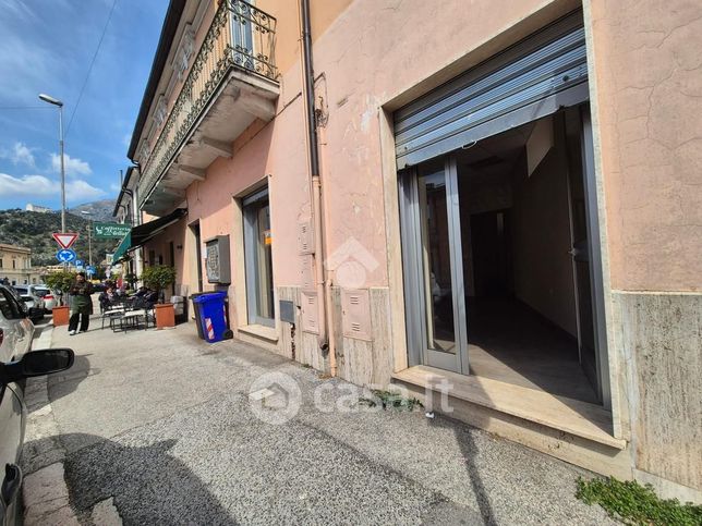 Ufficio in commerciale in Via Marsicana 2