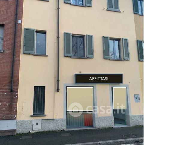 Ufficio in commerciale in Via marconi