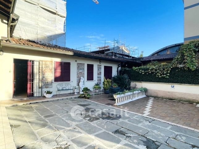 Appartamento in residenziale in Via Europa 1