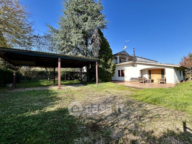 Casa indipendente in residenziale in Via San Vito 15