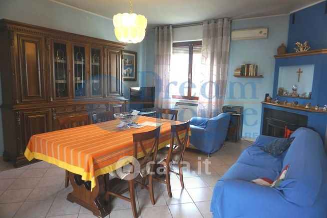 Appartamento in residenziale in Via F. Brunelleschi 12