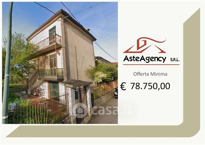 Casa indipendente in residenziale in Via Santa Rita 31