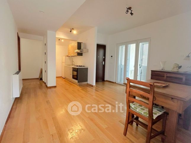 Appartamento in residenziale in Via Giovanni Verga 33