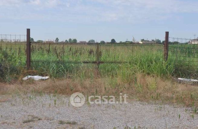 Terreno edificabile in residenziale in Via CÃ  Ferrante