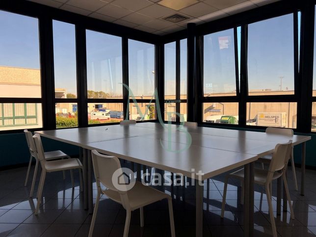 Ufficio in commerciale in Via Vigonovese