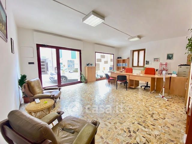 Ufficio in commerciale in sangallo