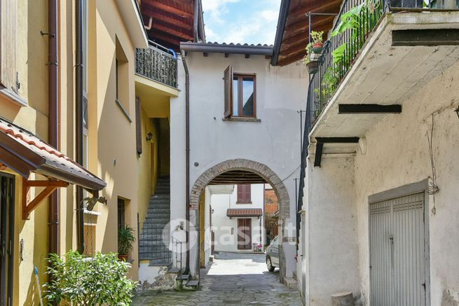 Appartamento in residenziale in Via Montebello 32