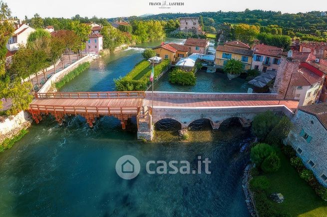 Ufficio in commerciale in Via Roma