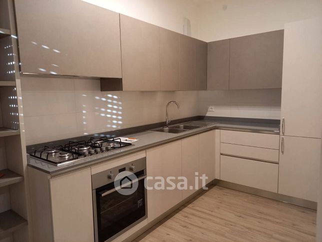 Appartamento in residenziale in Via Camucina 18