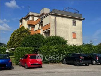 Appartamento in residenziale in Via Asiago 7
