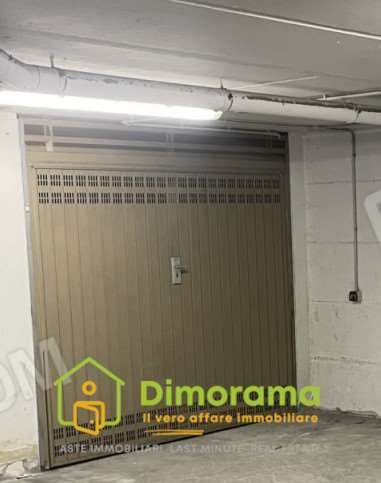 Box/posto auto in residenziale in Viale G. Falcone