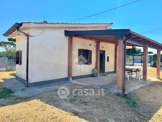 Villa in residenziale in Via San Felice Circeo